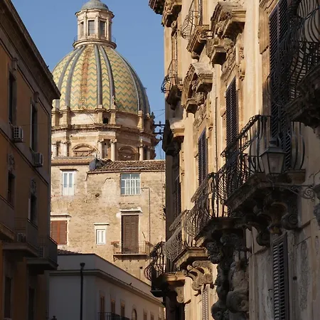 Ballaro's Vibe Apartment