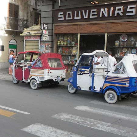 Ballaro's Vibe Palermo