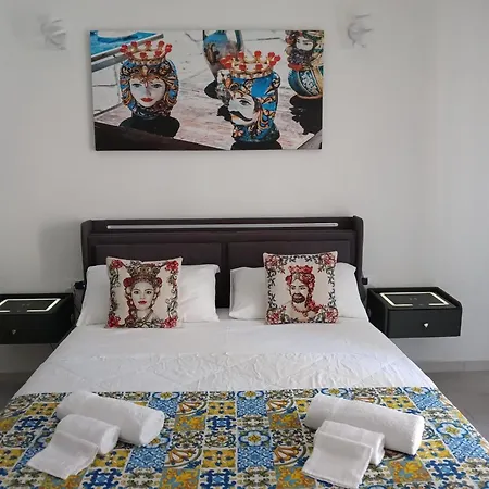 Ballaro's Vibe Apartment